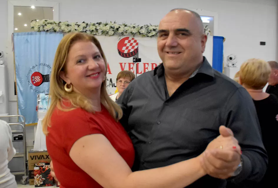 LIČKA VEČER 2025.: Ličani dijele zavičajnost  sa ljudima oko sebe