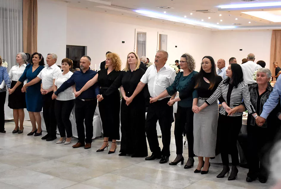 LIČKA VEČER 2025.: Ličani dijele zavičajnost  sa ljudima oko sebe