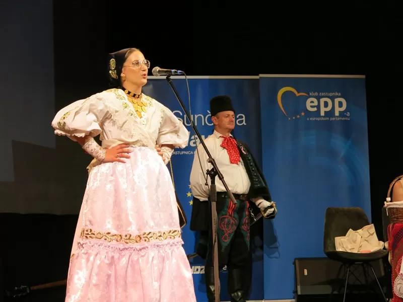 I selo ima svoju misicu: Aleksandra iz Iloka najuzornija hrvatska seoska žena 2025.!