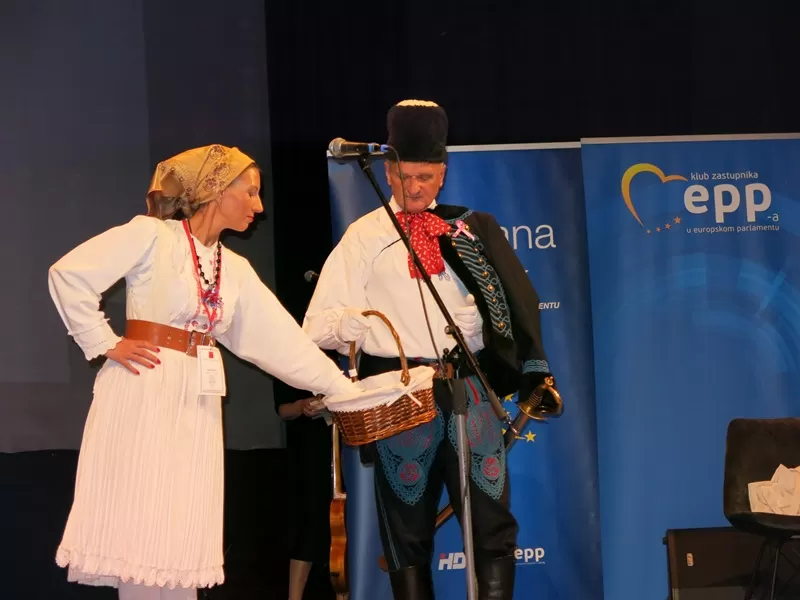 I selo ima svoju misicu: Aleksandra iz Iloka najuzornija hrvatska seoska žena 2025.!