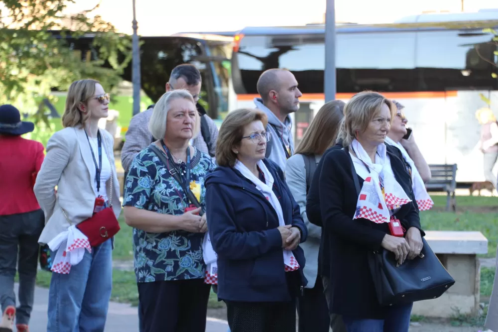 VELIKA FOTOGALERIJA: Vjernici Požeške biskupije hodočastili u Rim povodom jubileja i 1100. obljetnice Splitskih sabora