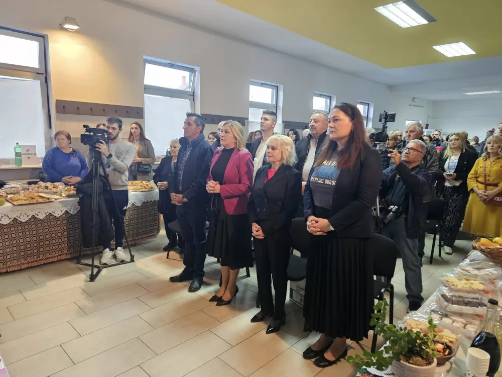 Miris kruha i dobrote: Ruščica pokazala veliko srce za malu djecu velikih potreba