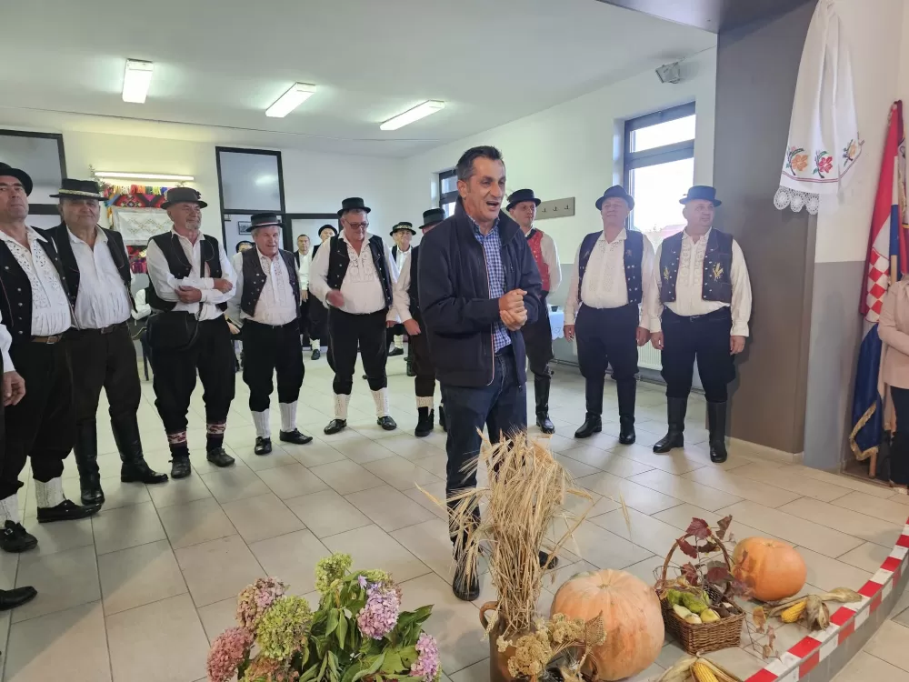 Miris kruha i dobrote: Ruščica pokazala veliko srce za malu djecu velikih potreba