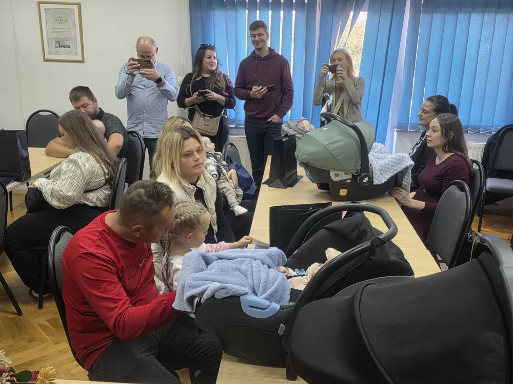 „Djeca su budućnost – a zajednica je njihova sigurna luka“: Gornja Vrba uvodi snažnije demografske mjere za svoje najmlađe