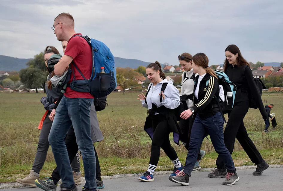 Mladi Zagreba i Požege na Planinarskom križnom putu kroz Požeštinu