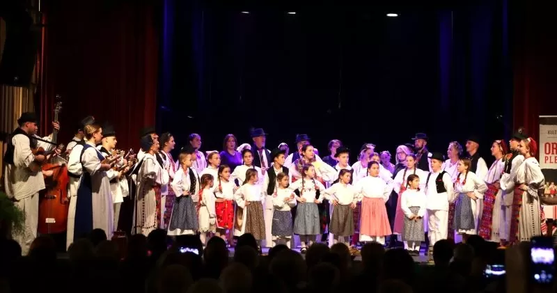 KULTURNO-UMJETNIČKO DRUŠTVO „ORLJAVA“: Održan dvosatni koncert „Lišće šuška, a tambura svira“