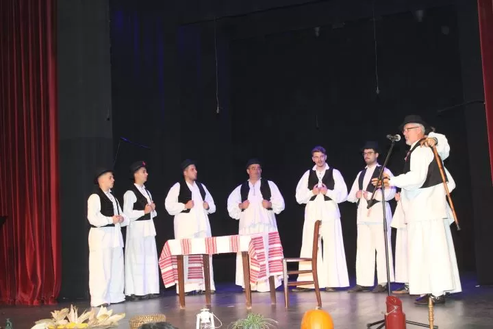 KULTURNO-UMJETNIČKO DRUŠTVO „ORLJAVA“: Održan dvosatni koncert „Lišće šuška, a tambura svira“