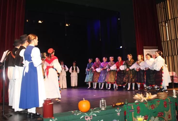 KULTURNO-UMJETNIČKO DRUŠTVO „ORLJAVA“: Održan dvosatni koncert „Lišće šuška, a tambura svira“