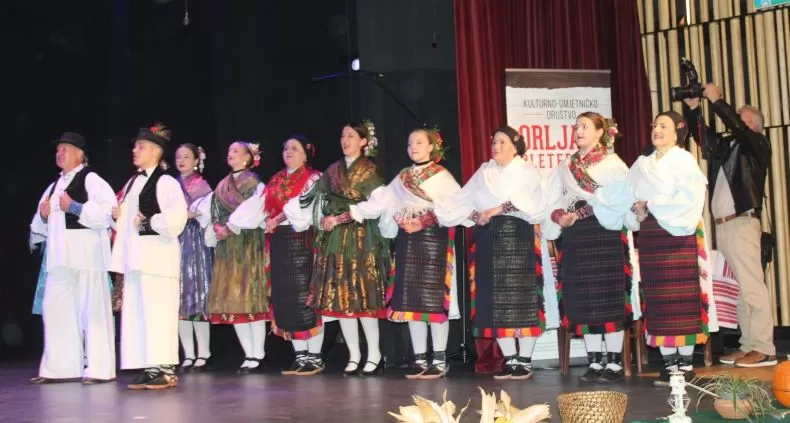 KULTURNO-UMJETNIČKO DRUŠTVO „ORLJAVA“: Održan dvosatni koncert „Lišće šuška, a tambura svira“