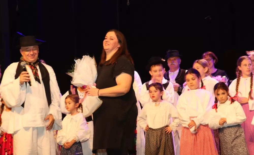 KULTURNO-UMJETNIČKO DRUŠTVO „ORLJAVA“: Održan dvosatni koncert „Lišće šuška, a tambura svira“