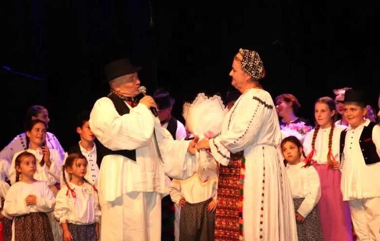 KULTURNO-UMJETNIČKO DRUŠTVO „ORLJAVA“: Održan dvosatni koncert „Lišće šuška, a tambura svira“