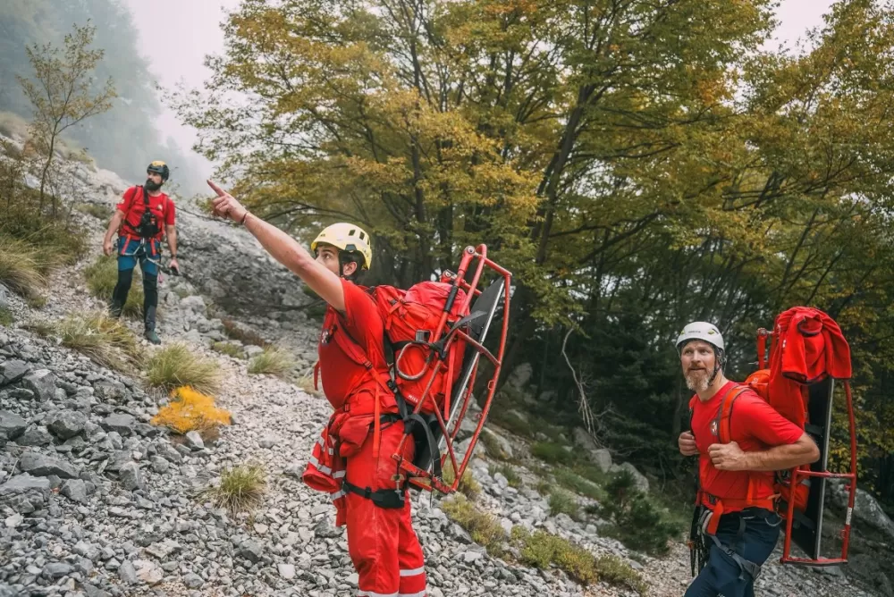 Požeški HGSS-ovci pokazali snagu zajedništva i hrabrosti na stijenskoj vježbi podno Biokova