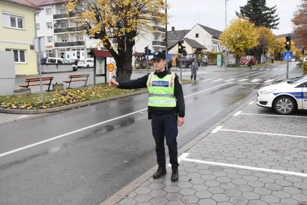 SB Online | Vozač recidivist uhvaćen bez dozvole - vozilo mu oduzeto, slijedi kazna