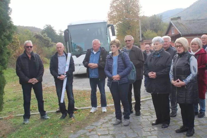 MATICA UMIROVLJENIKA GRADA PLETERNICE: Posjetili županijska spomen-obilježja Domovinskog rata