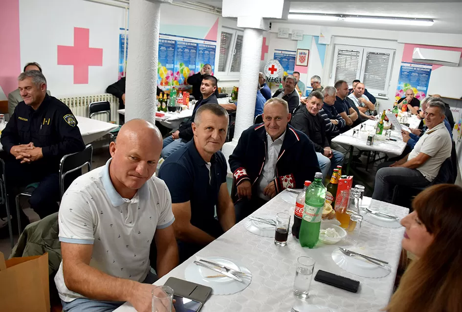 Višestruki darivatelj krvi Davor Matić primio odličje predsjednika RH, a deseci pojedinaca niz priznanja