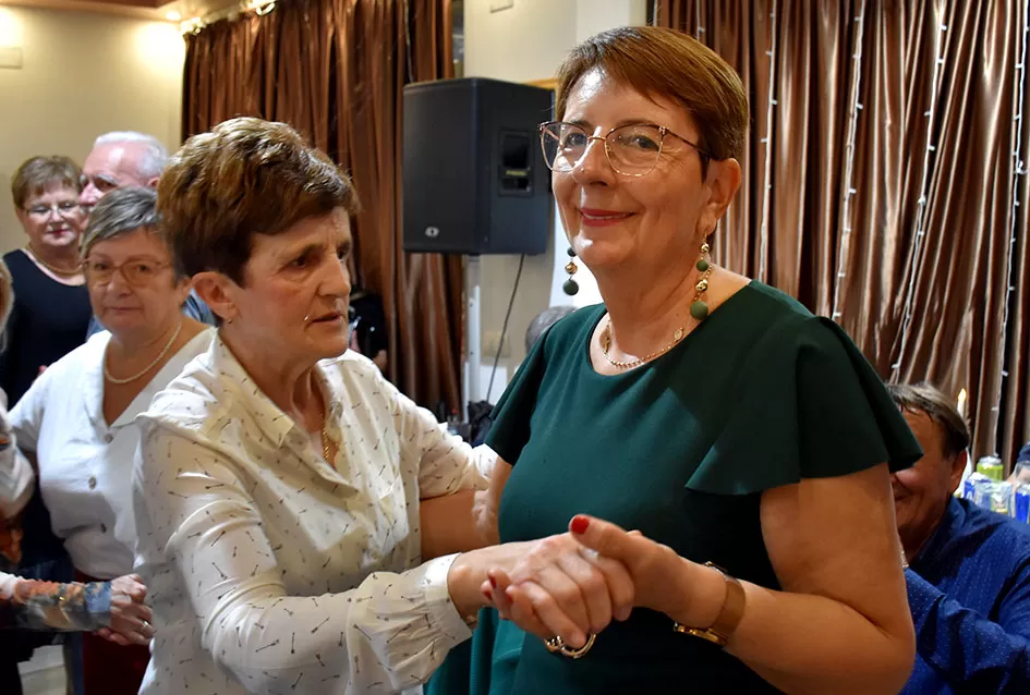 Vesela noć u Svečanoj dvorani Luki: Tražila se stolica više