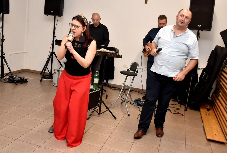 Požežani Tihana i Ivan ljubav prema glazbi okrunili brakom