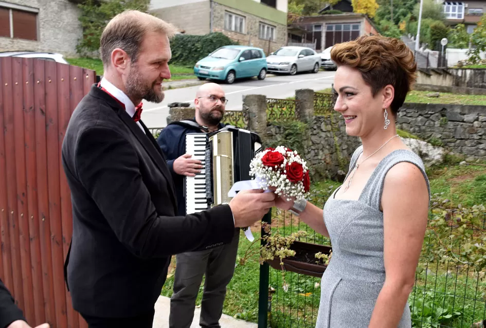 Požežani Tihana i Ivan ljubav prema glazbi okrunili brakom
