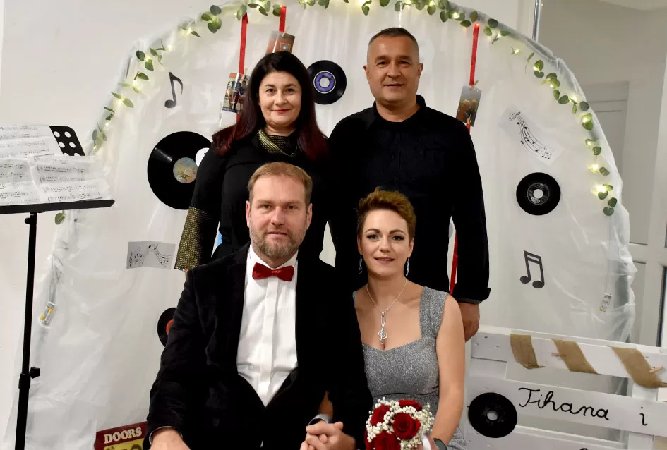 Požežani Tihana i Ivan ljubav prema glazbi okrunili brakom