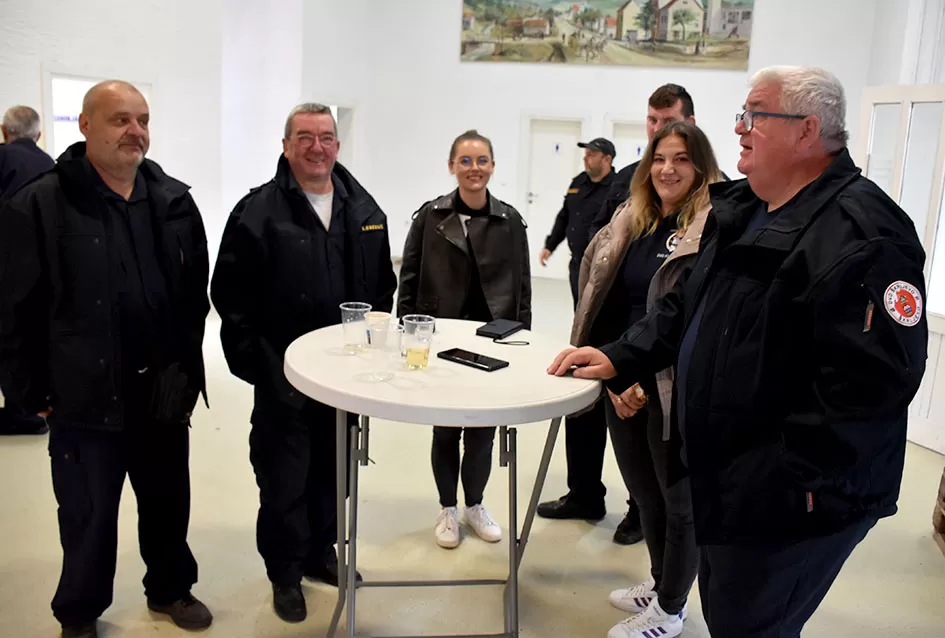 Vatrogasci Velike domaćini Koordinacije plavo-zelene linije prijateljstva