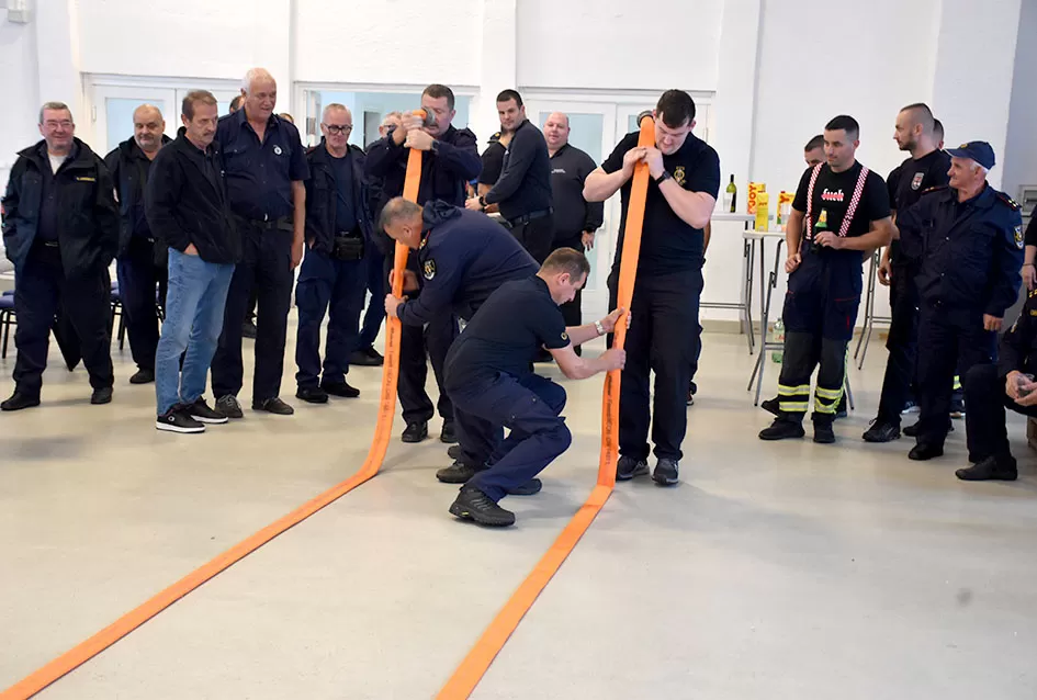 Vatrogasci Velike domaćini Koordinacije plavo-zelene linije prijateljstva