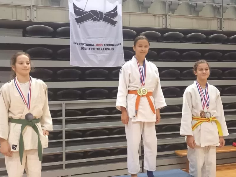 JUDO KLUB „SLAVONAC“: Uspješan nastup na međunarodnom turniru u Osijeku