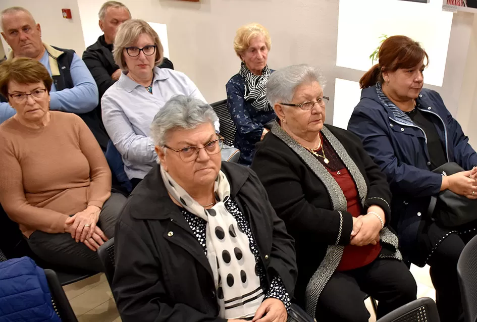 Na visokoj razini predstavljena je publikacija Vinka Tadića o manastiru Orahovici  