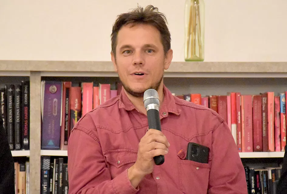 Na visokoj razini predstavljena je publikacija Vinka Tadića o manastiru Orahovici  