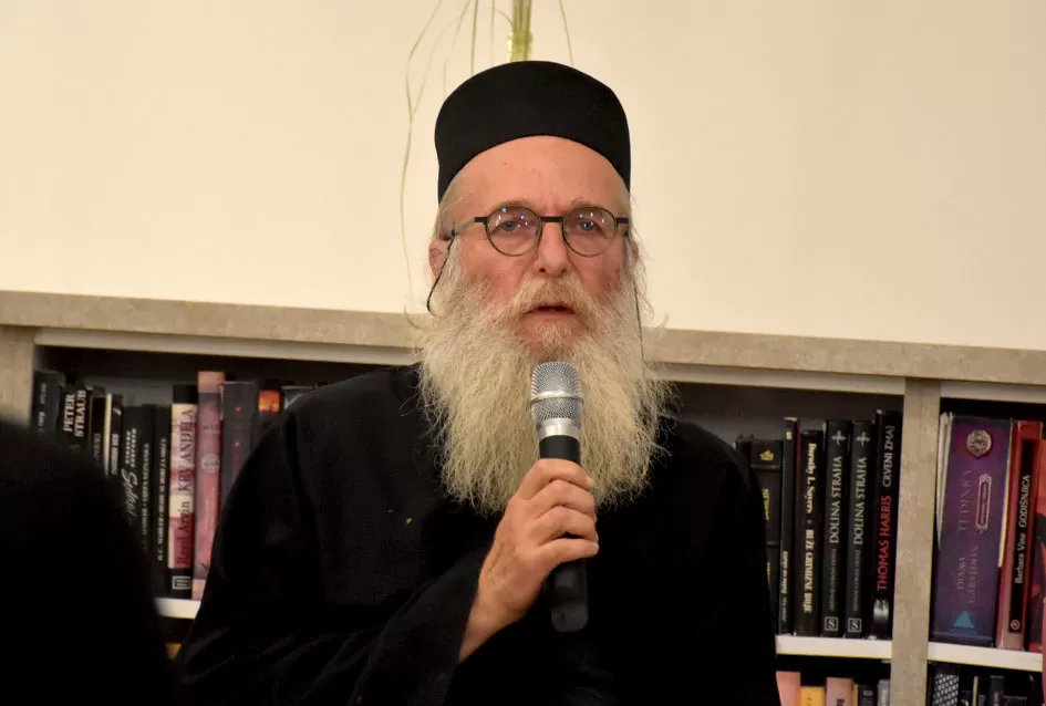 Na visokoj razini predstavljena je publikacija Vinka Tadića o manastiru Orahovici  