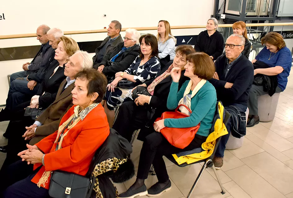 Na visokoj razini predstavljena je publikacija Vinka Tadića o manastiru Orahovici  