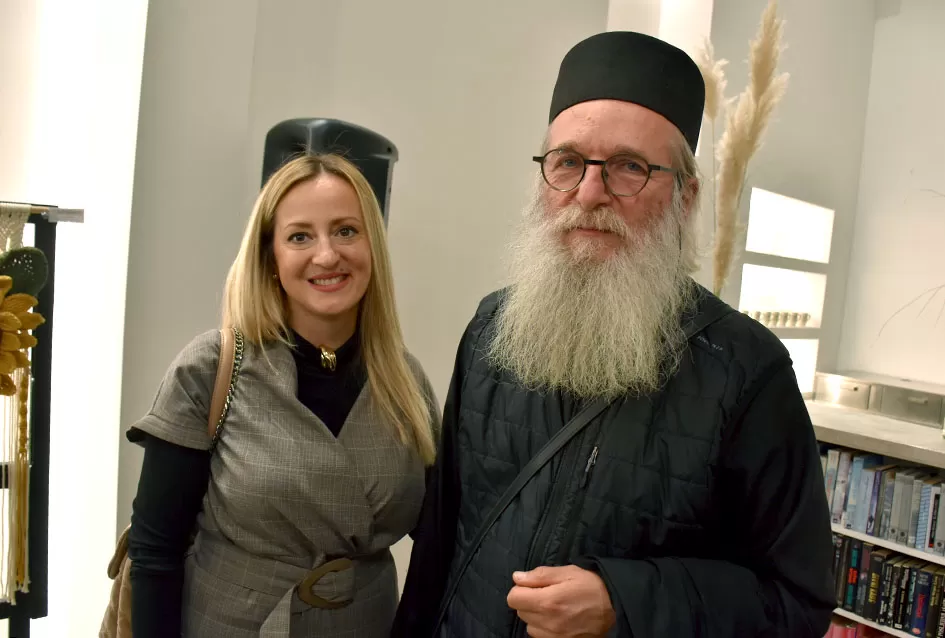 Na visokoj razini predstavljena je publikacija Vinka Tadića o manastiru Orahovici  