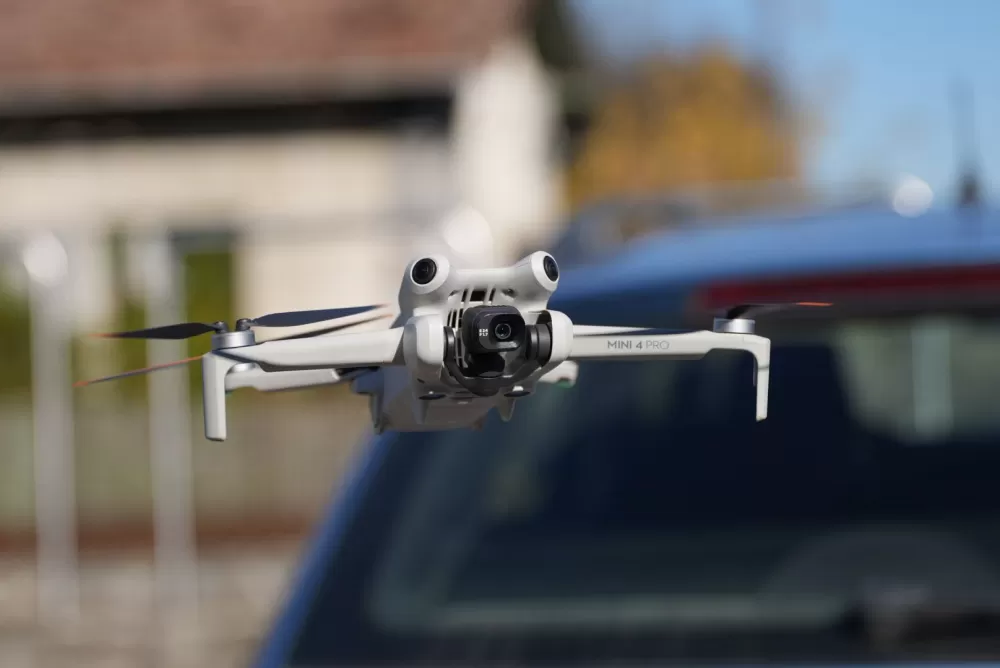 Provjerili smo: Policija uvela nadzor prometa dronovima – prekršaji se snimaju iz zraka, kazne stižu i na kućnu adresu