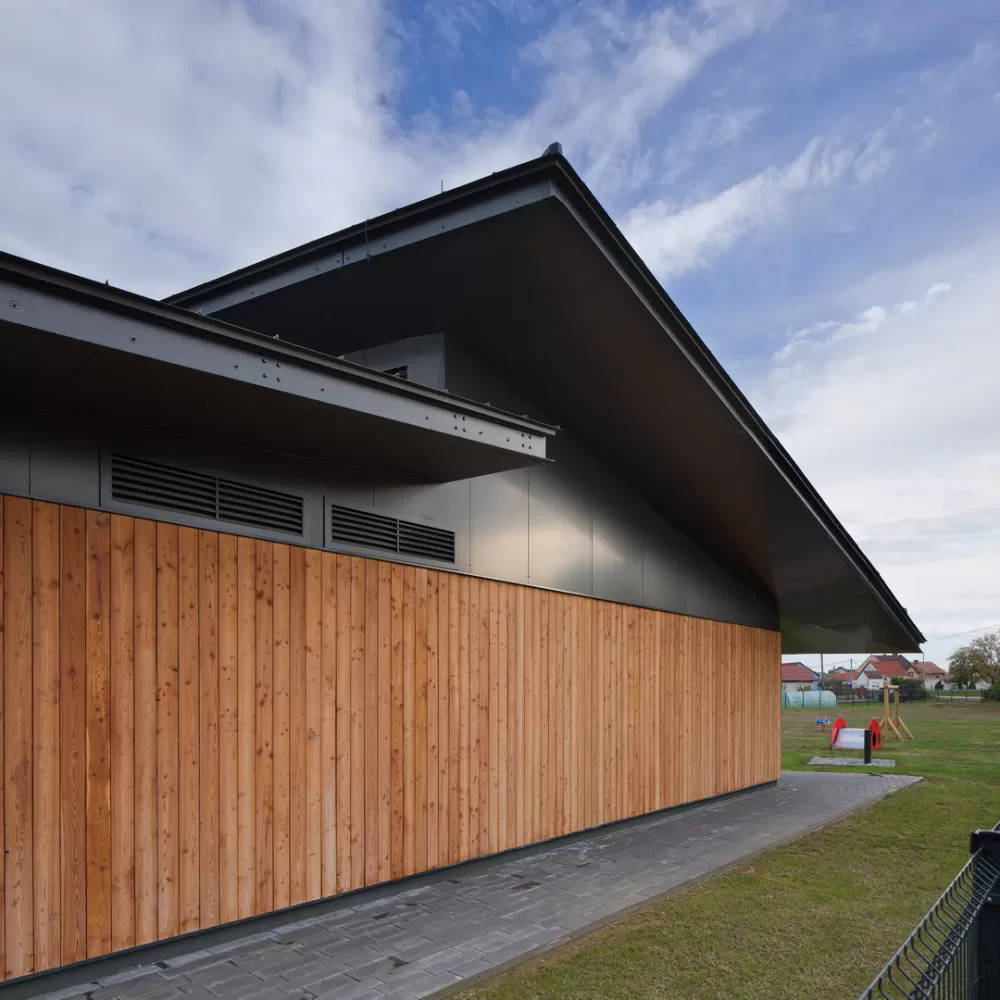 /FOTO/ Otvoren Dječji vrtić Svarožić Slavonski Brod