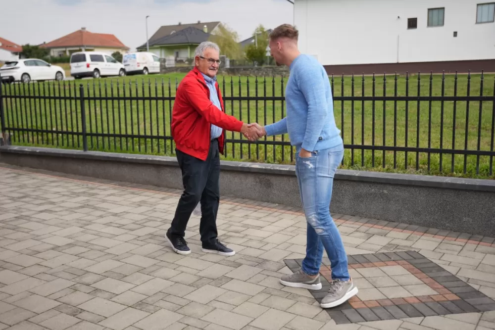 Novootvoreni obrt „Autostakla Pops“ donosi novu uslugu u požeški kraj 