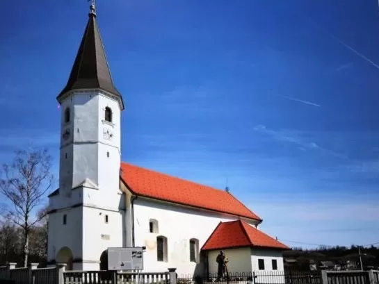 Predstavljena knjiga mons. Juraja Batelje ʼSvjedok čiste savjestiʼ o kardinalu Franji Kuhariću