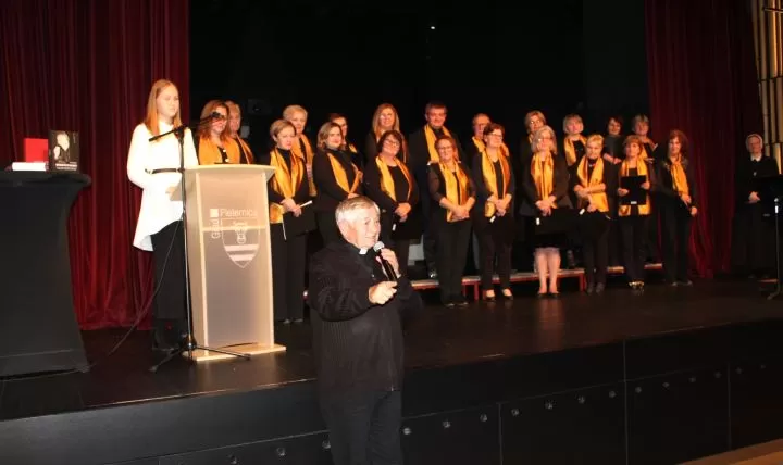 Predstavljena knjiga mons. Juraja Batelje ʼSvjedok čiste savjestiʼ o kardinalu Franji Kuhariću