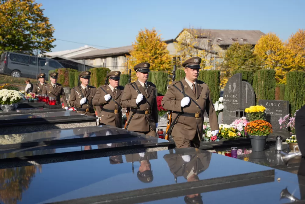 Sjećanje s poštovanjem – Požega odala počast poginulim braniteljima i civilnim žrtvama Domovinskog rata