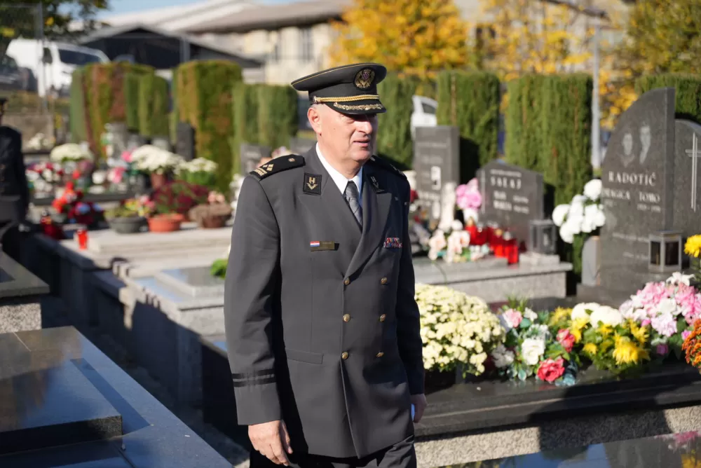 Sjećanje s poštovanjem – Požega odala počast poginulim braniteljima i civilnim žrtvama Domovinskog rata