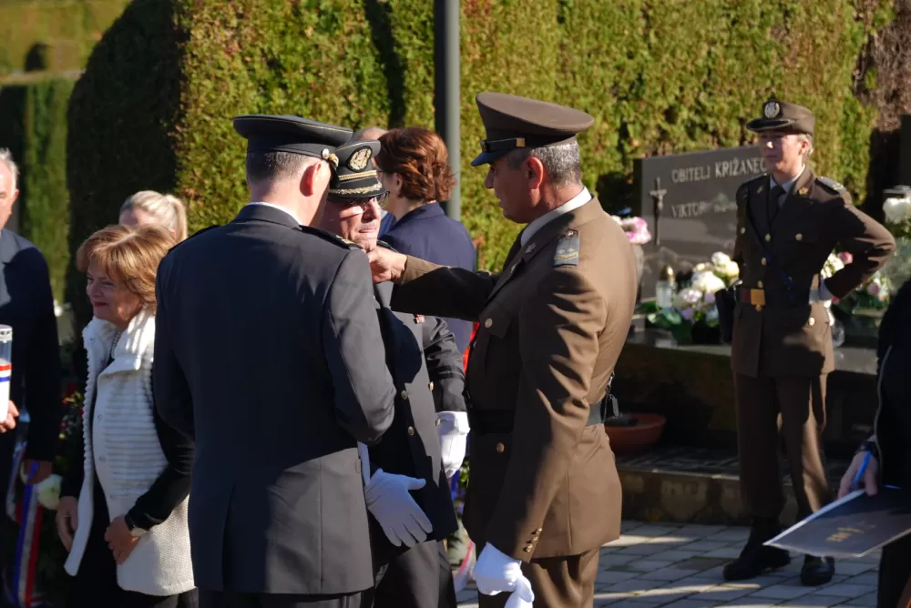 Sjećanje s poštovanjem – Požega odala počast poginulim braniteljima i civilnim žrtvama Domovinskog rata