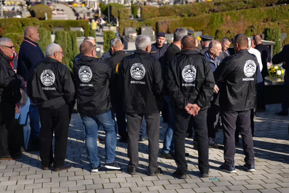 Sjećanje s poštovanjem – Požega odala počast poginulim braniteljima i civilnim žrtvama Domovinskog rata