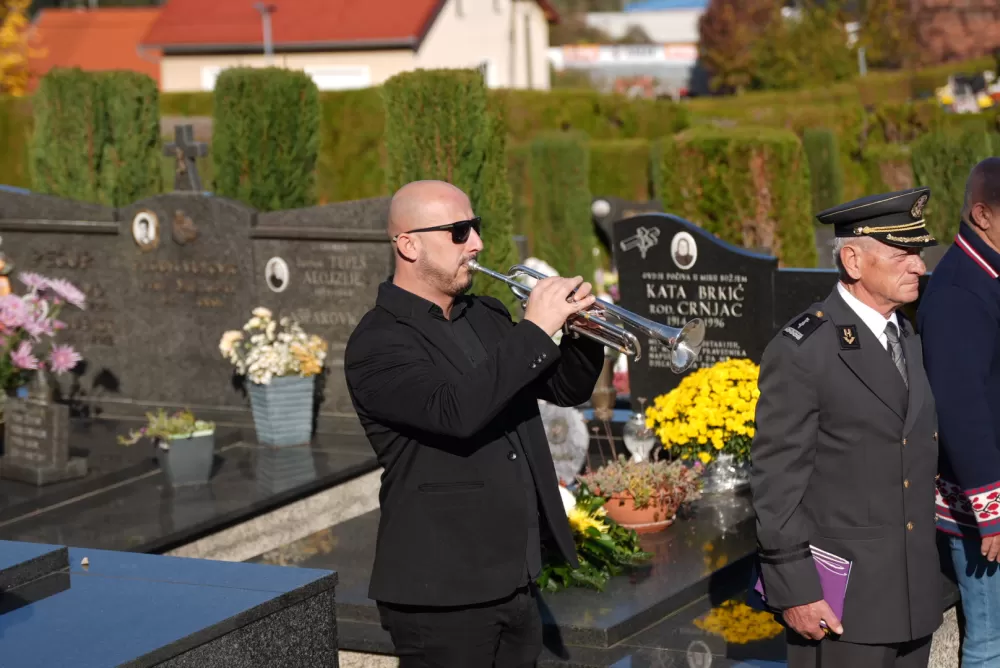Sjećanje s poštovanjem – Požega odala počast poginulim braniteljima i civilnim žrtvama Domovinskog rata