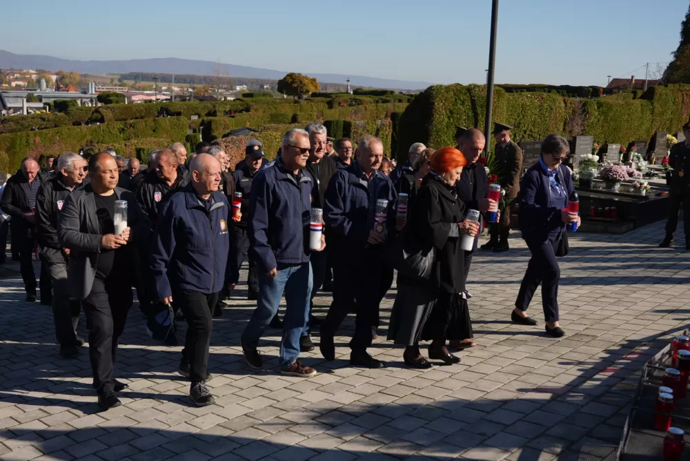 Sjećanje s poštovanjem – Požega odala počast poginulim braniteljima i civilnim žrtvama Domovinskog rata