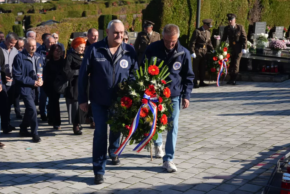 Sjećanje s poštovanjem – Požega odala počast poginulim braniteljima i civilnim žrtvama Domovinskog rata