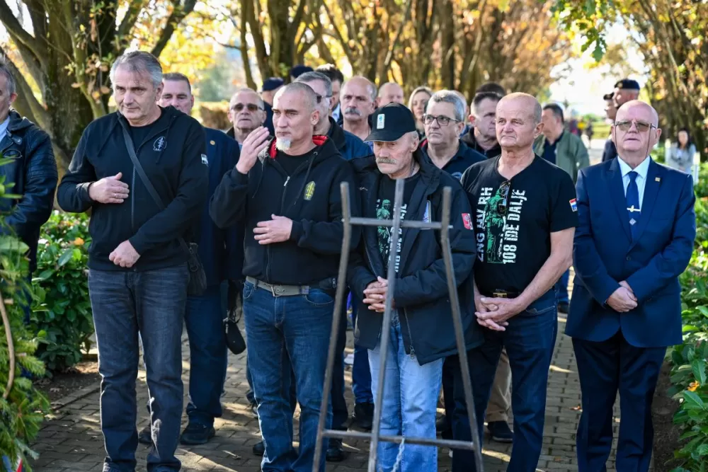 Zahvalnost i sjećanje – Slavonski Brod se poklonio svojim herojima