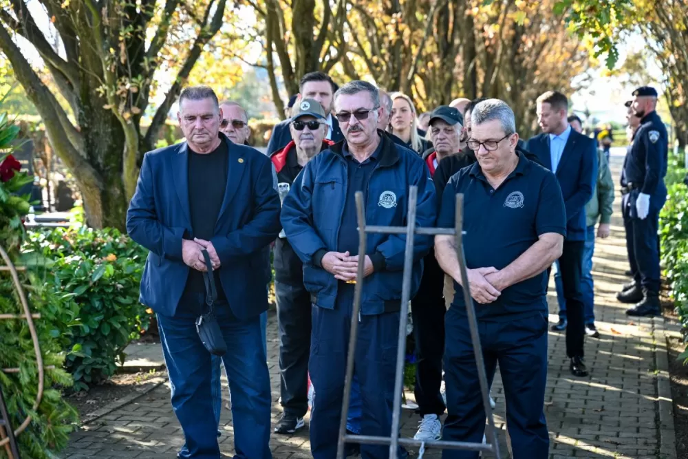 Zahvalnost i sjećanje – Slavonski Brod se poklonio svojim herojima