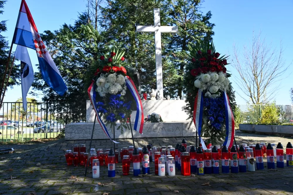 Zahvalnost i sjećanje – Slavonski Brod se poklonio svojim herojima