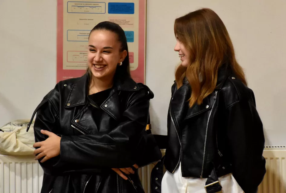 Kaptolački tamburaški orkestar tamburama i pjesmama u šetnji Slavonijom