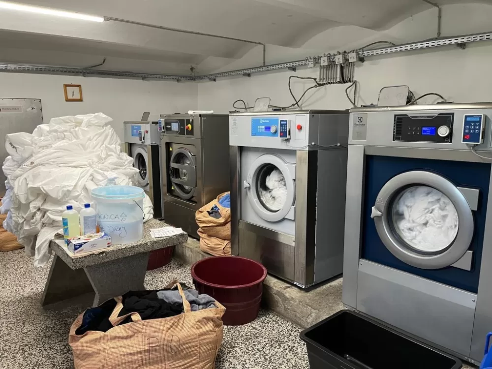 Drago Hedl ušao u Kaznionicu u Požegi: Ovo je zatvor u kojem će nekadašnja ministrica Gabrijela Žalac služiti kaznu