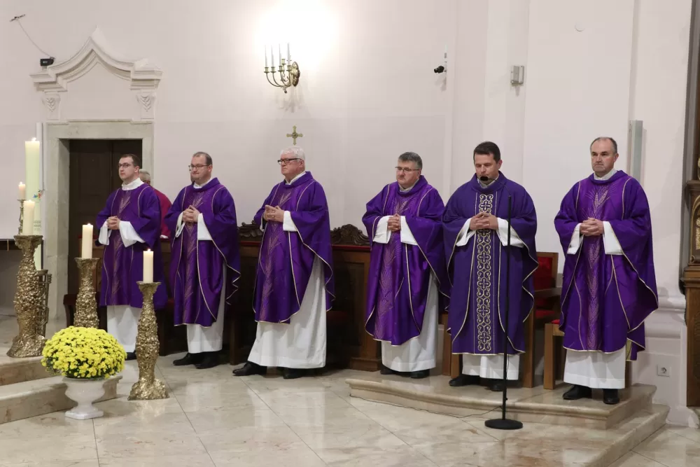 Dušni dan u požeškoj Katedrali