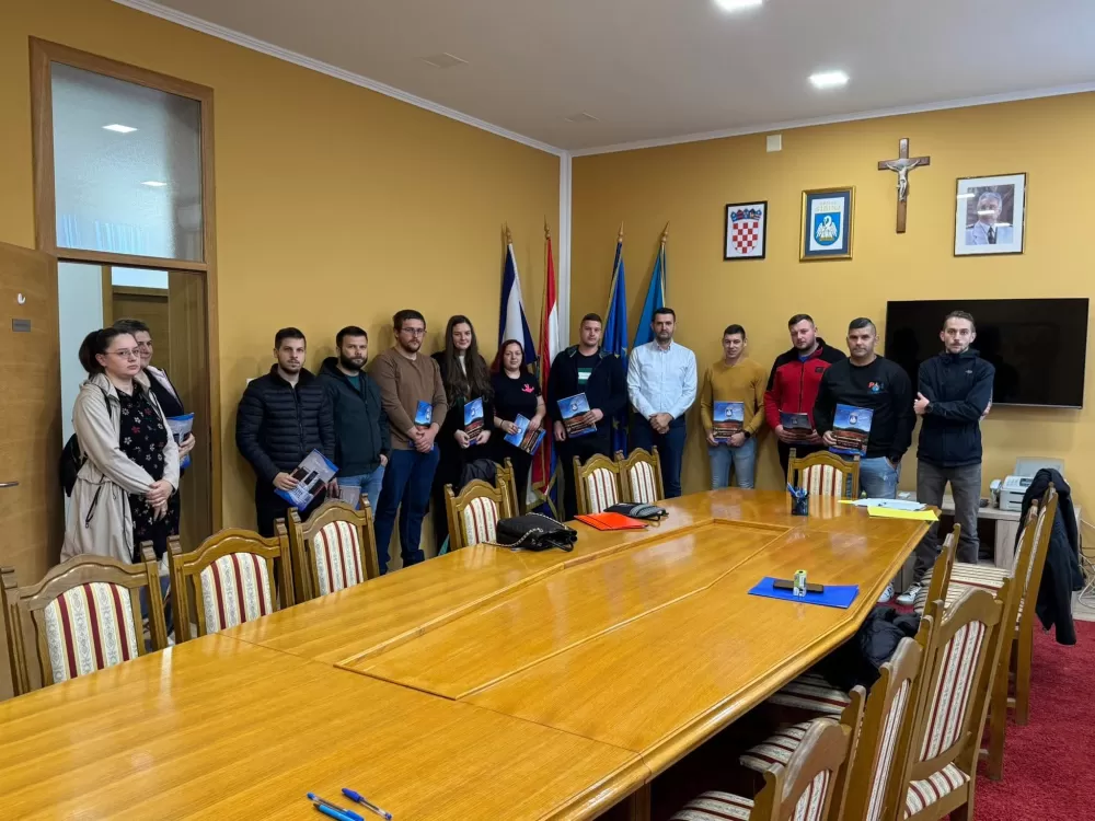 SB Online | Općina koja brine o svojim ljudima – potpisano 12 novih ugovora sa sumještanima